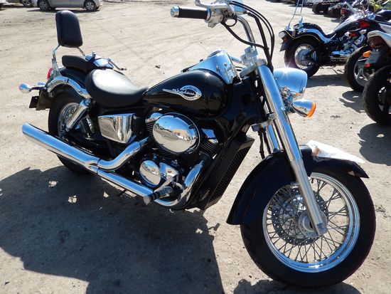 хонда шадов 750